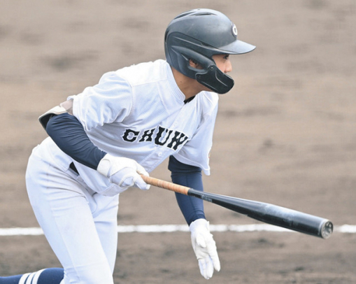 岐阜城北-中京大中京 1回裏中京大中京1死満塁、石本が中前適時打を放つ