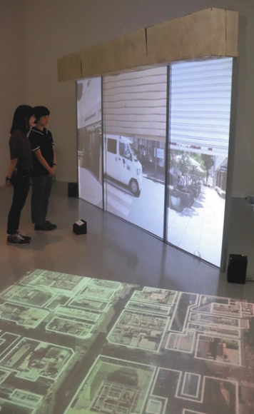 長者町の風景を題材にした映像作品=東区大幸南1の名古屋市民ギャラリー矢田で