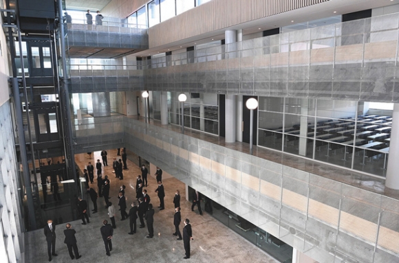 来春から建築学科の学生らが使う新校舎＝名古屋市南区の大同大で