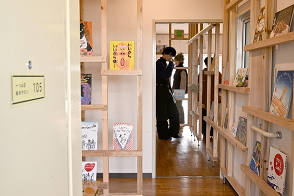 「一つ山荘」で４月にオープンする絵本サロン＝天白区で