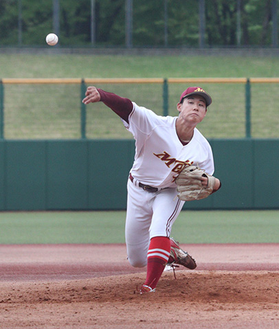 力投する名城大の永田＝名古屋市のパロマ瑞穂野球場で