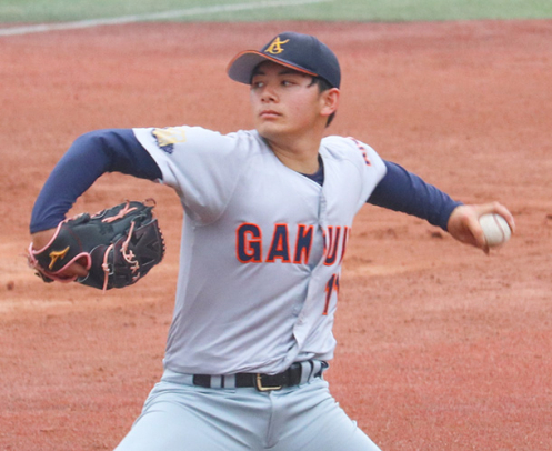 ８回途中１失点と好投し、今季初勝利を挙げた愛院大の宮内