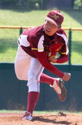 １失点完投でリーグ戦４勝目を挙げた名城大の栗林投手＝パロマ瑞穂球場で（麻生和男撮影）